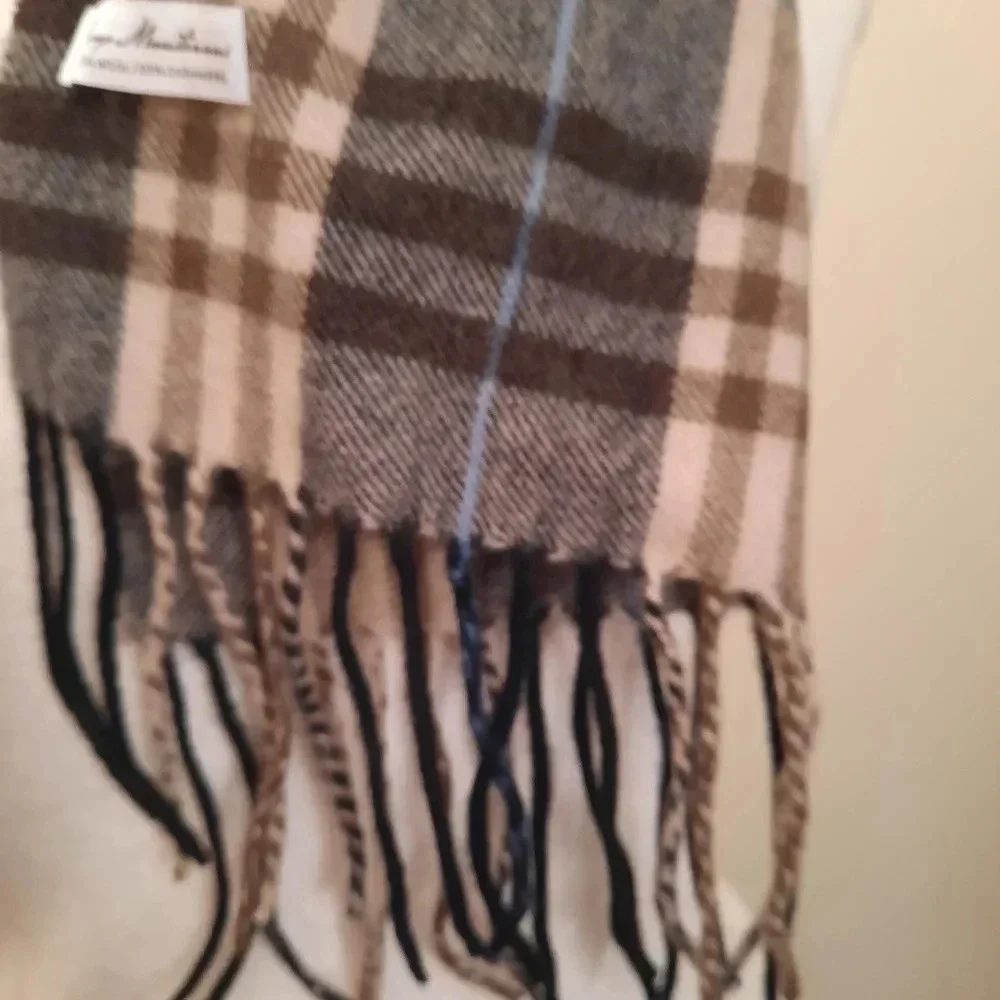 Enzo  Mantovani Wool Cashmere Scarf Plaid Tassels Rectangle GUC